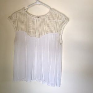 Light & Flowy Summer Top
